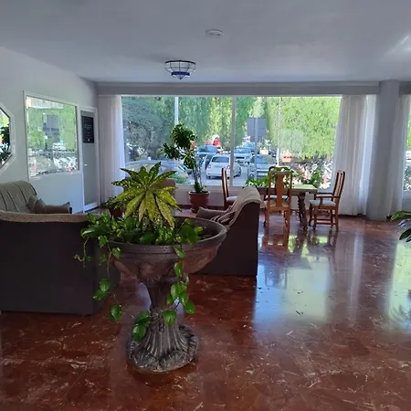 El Estudio De Nahuel Lejlighed Benalmádena